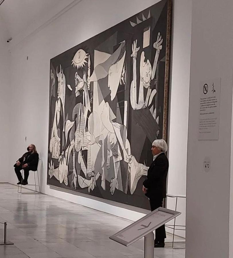 Appartamento Reina Sofia Museum House Madrid Esterno foto